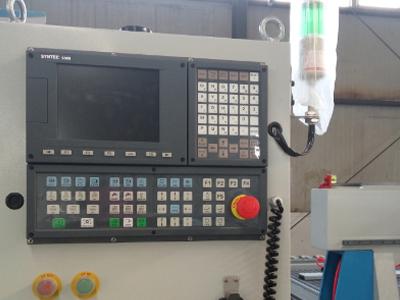 4-х осевой фрезерный станок с ЧПУ, серия MS1325AC4